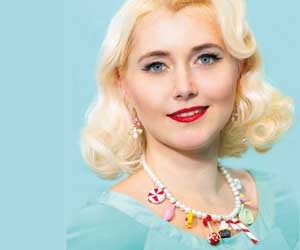 Perlenkette mit Süßigkeiten