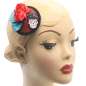 Preview: Kopf mit Mini-Fascinator in Rot-Glitzer mit Sugar Skull