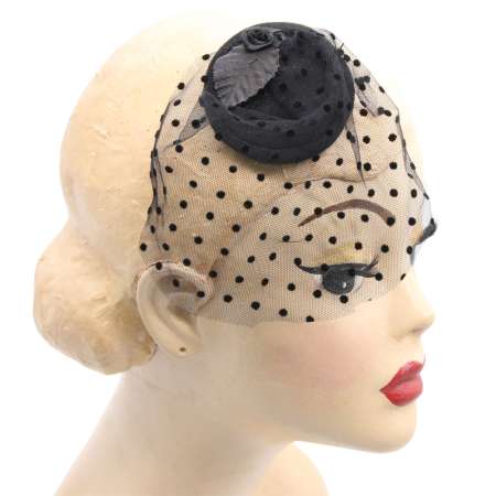 Black veil mini fascinator