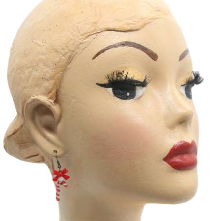 ohrringe zuckerstangen angezogen