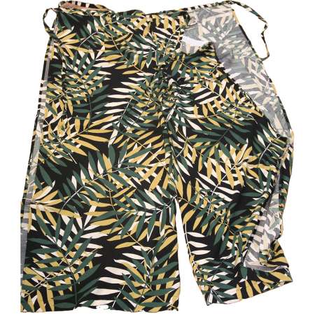 Sommerhose im Vintage-Stil Blätter