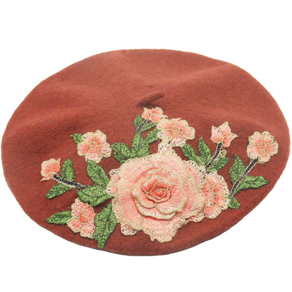 Beret in brown with lace