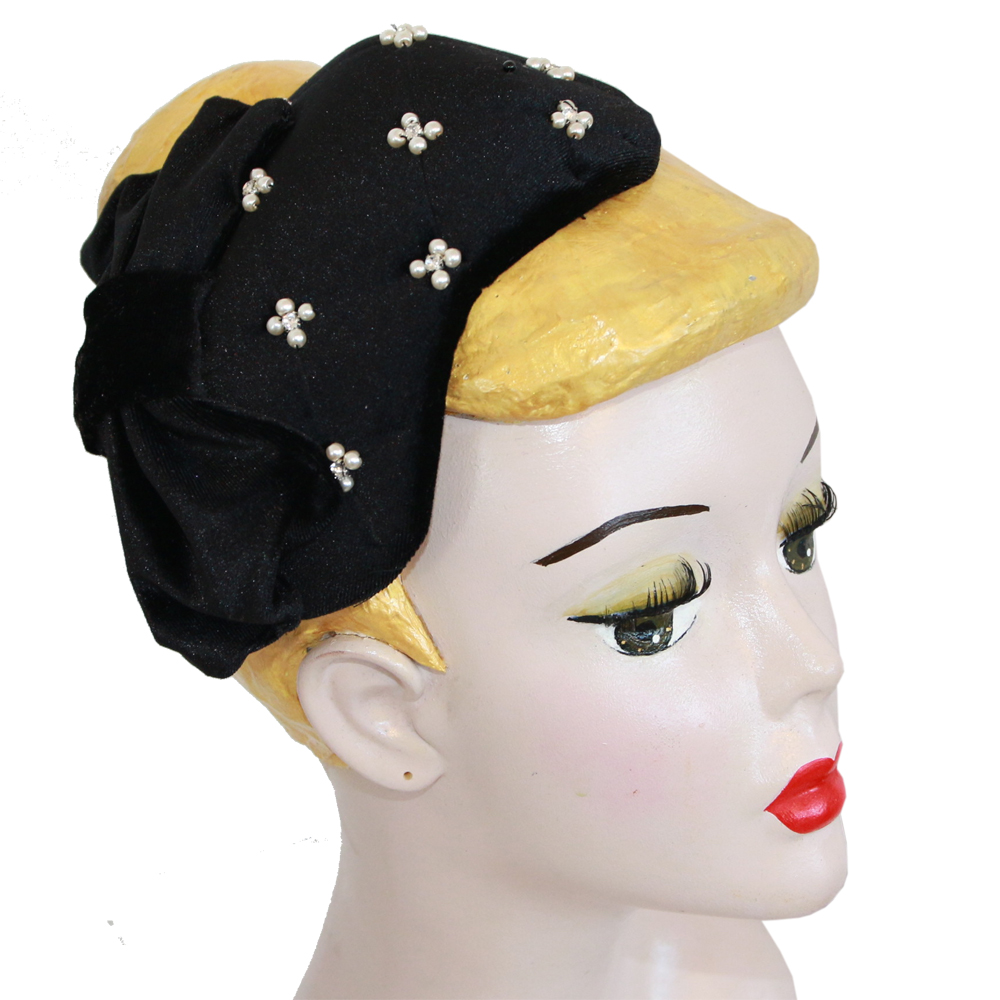 1950s vintage black veil hat rhinestones velvet bow rockabilly fascinator 1950s Black Velvet Bow Birdcage Hat/fascinator, Rockabilly  main image 2