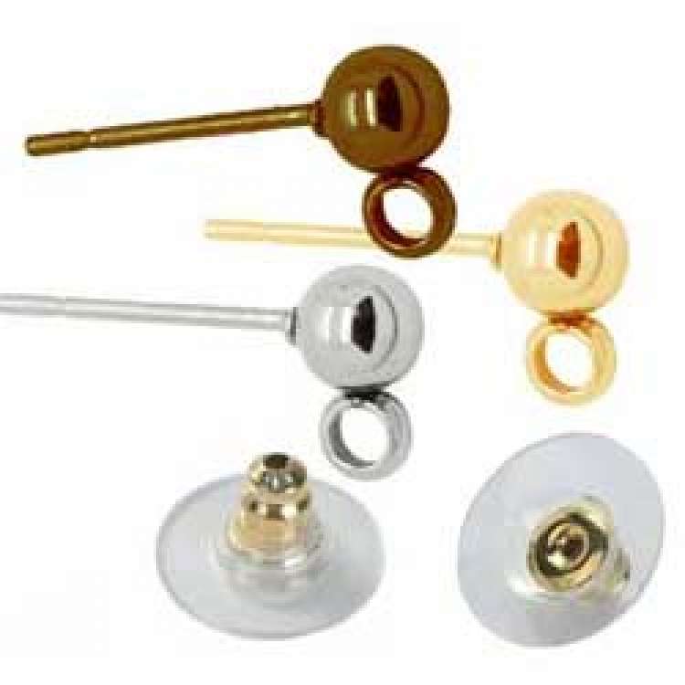 Earrings with mistletoe