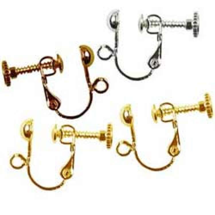 Earrings with mistletoe