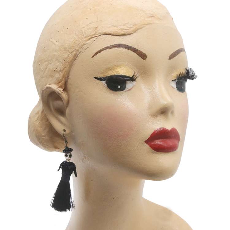 Kopf mit Fledermaus Ohrringen