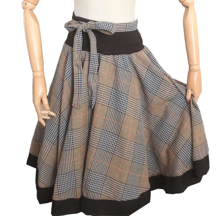 Tellerrock Winter in Grau