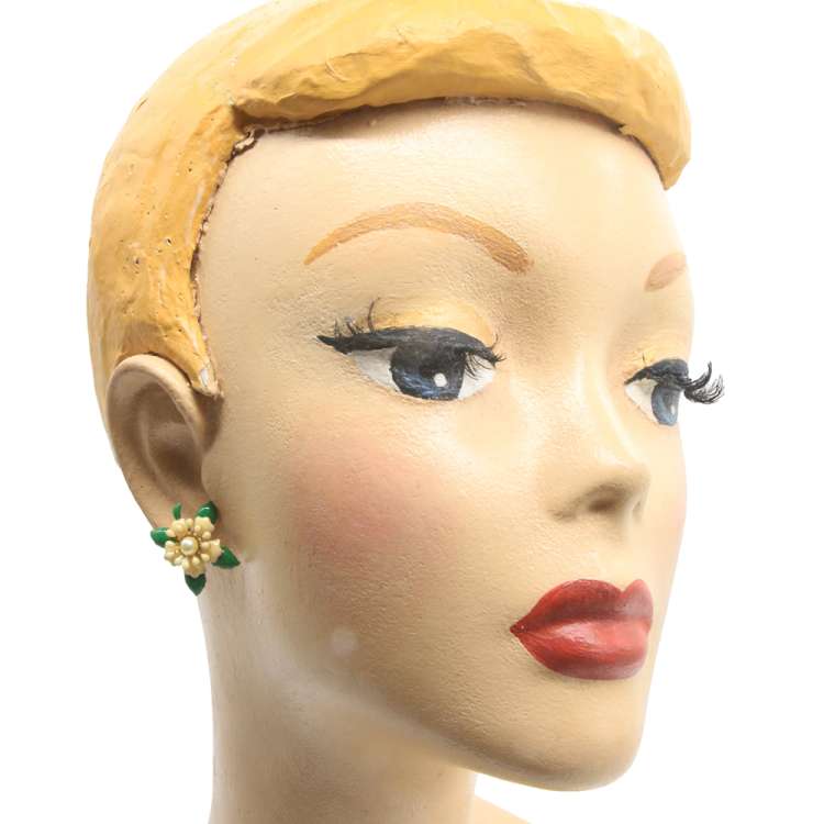 Head with earrings