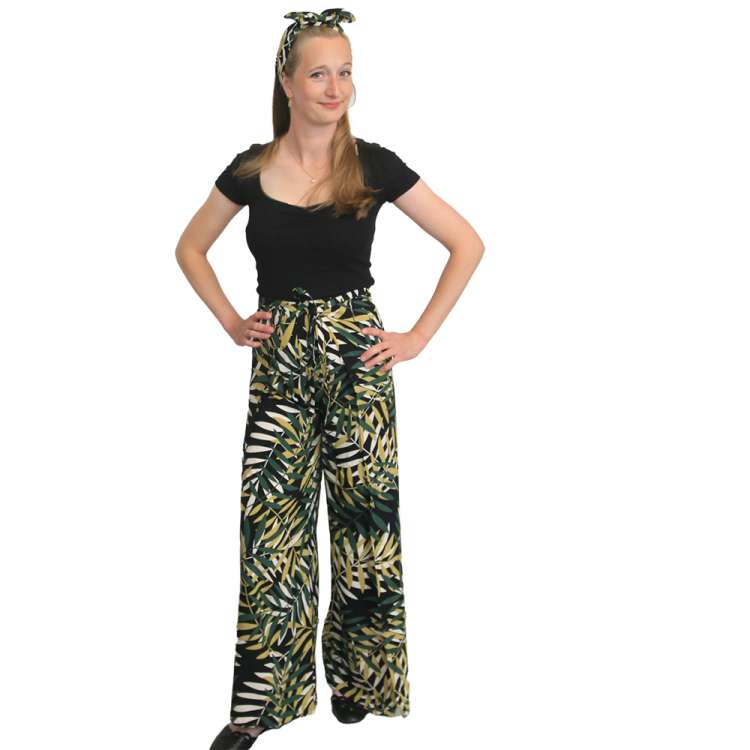 Frau in Wickelhose