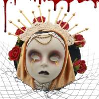 Fascinator mit Puppenkopf "Viva Maria" mit Strahlenkranz